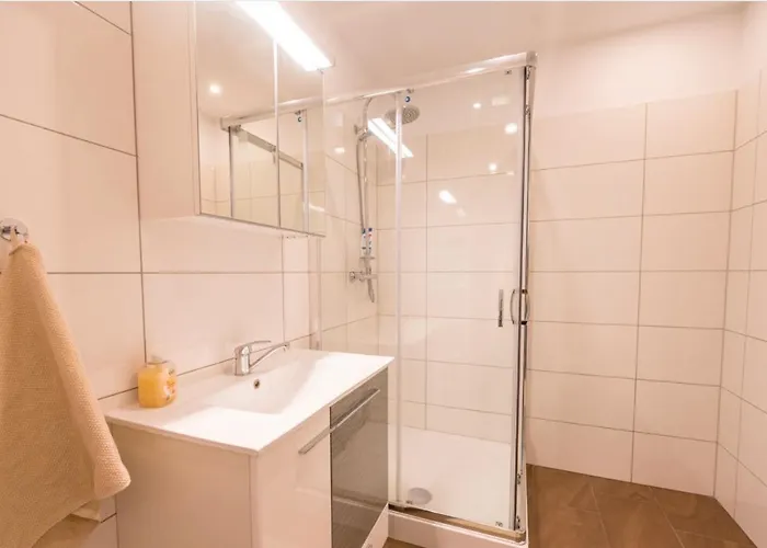 Sunny Penthouse L T44 *
